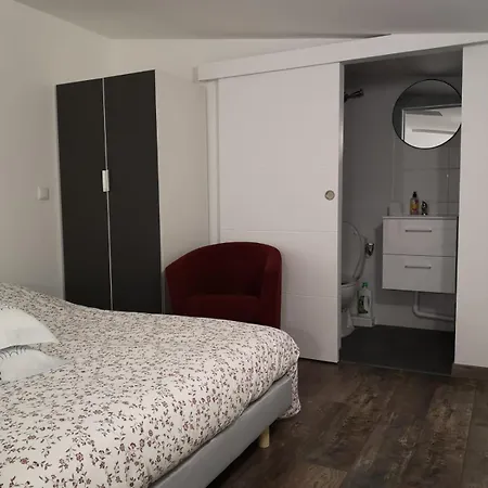 Les Lofts De Livry: 2