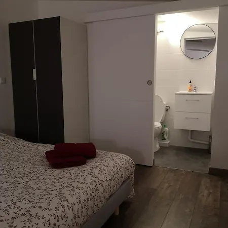 Apartment Les Lofts De Livry: 2 Livry-Gargan